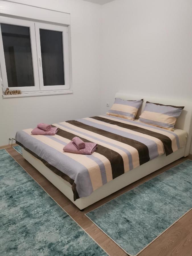 Apartman And Rooms Dream House 莫斯塔尔 外观 照片
