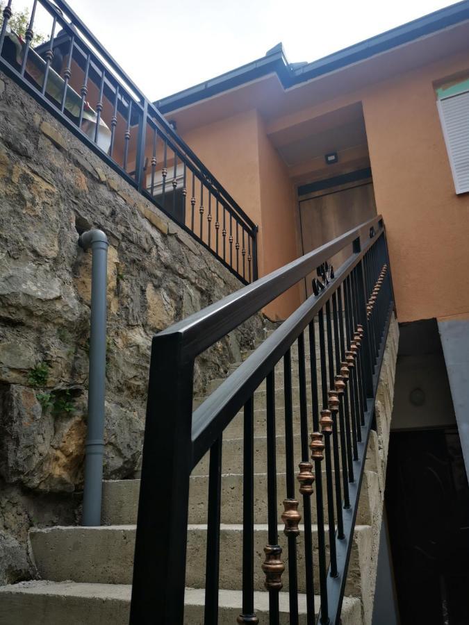 Apartman And Rooms Dream House 莫斯塔尔 外观 照片