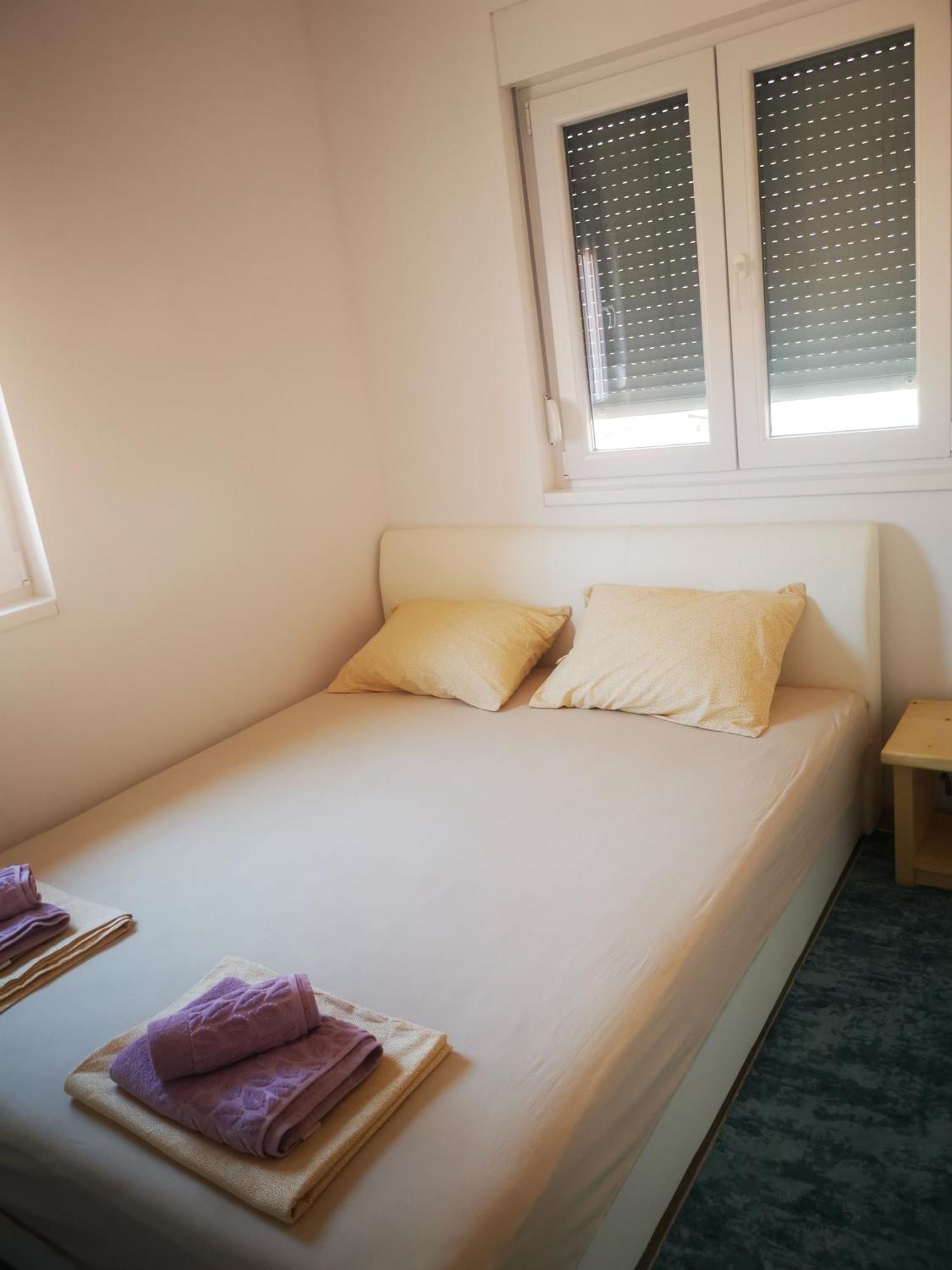 Apartman And Rooms Dream House 莫斯塔尔 外观 照片